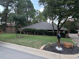 2950 Crestline Dr in Grapevine, TX - Building Photo