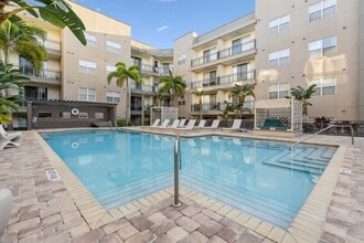 Mosaic Westshore in Tampa, FL - Foto de edificio - Building Photo