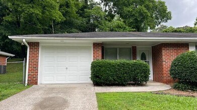 211 Elmwood Dr in Chattanooga, TN - Building Photo - Building Photo