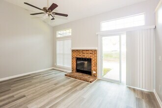 6115 Sunstone Dr in Charlotte, NC - Building Photo - Building Photo