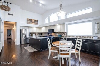 4649 E Acoma Dr in Phoenix, AZ - Building Photo - Building Photo