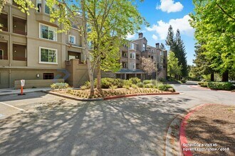 240 Caldecott Ln in Oakland, CA - Building Photo - Building Photo
