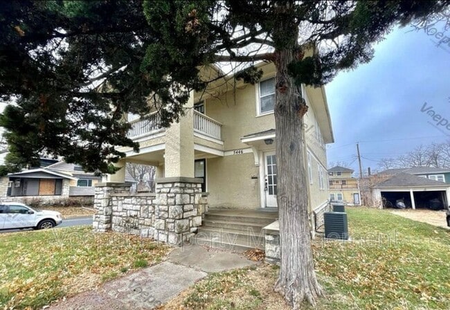 5446 Harrison St in Kansas City, MO - Building Photo - Building Photo