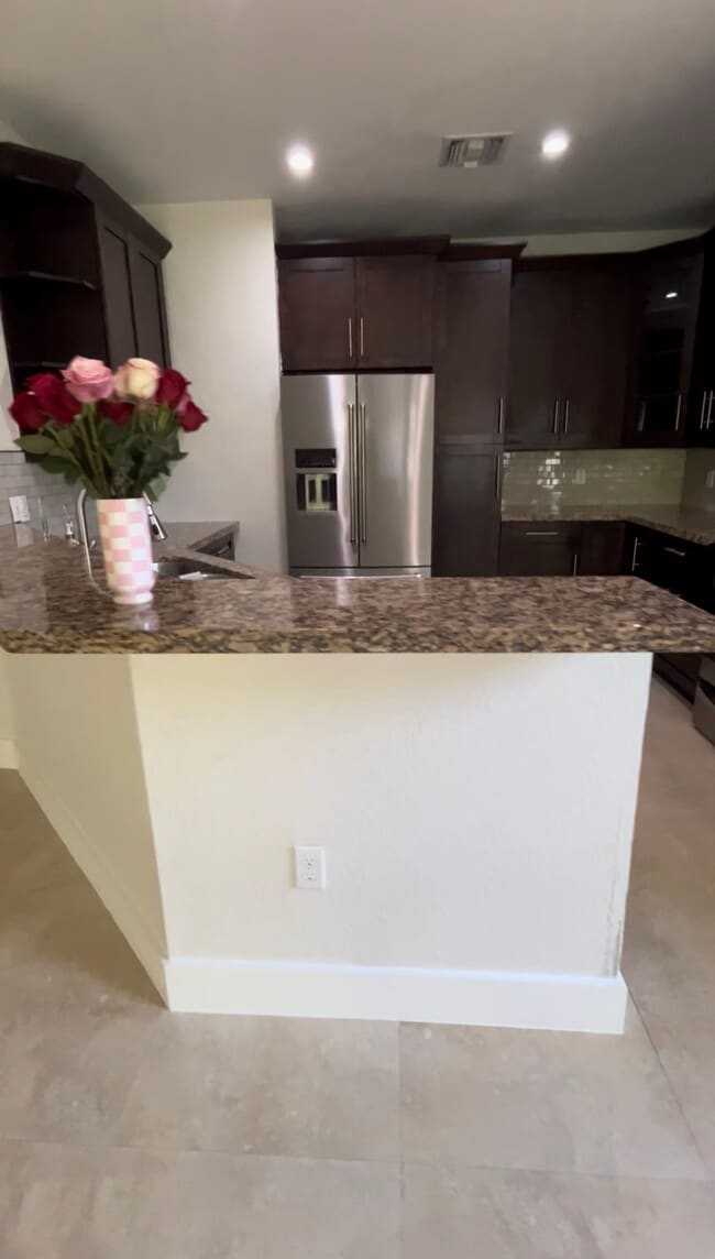 2511 SW 24th Ct in Miami, FL - Building Photo - Building Photo