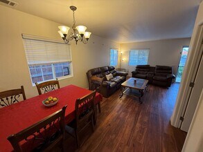 221 Valley Station Cir in Buellton, CA - Building Photo - Building Photo