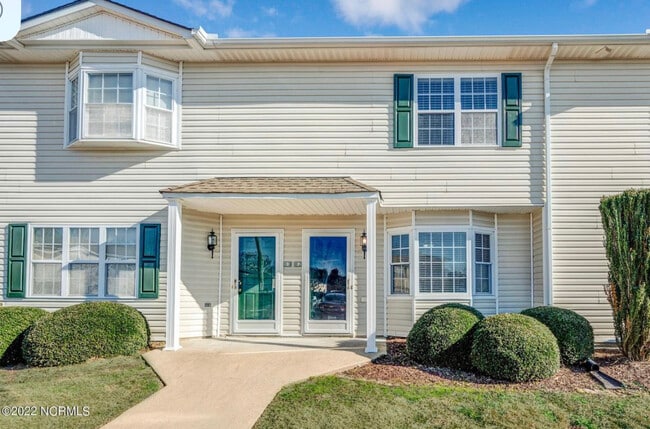 property at 2375 Vineyard Dr