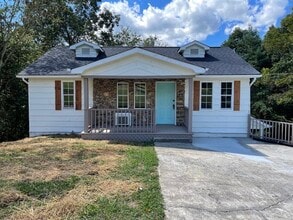 104 Highland Dr in Kingston, TN - Building Photo - Building Photo