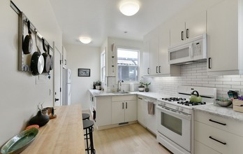 58-60 Woodward St in San Francisco, CA - Building Photo - Interior Photo