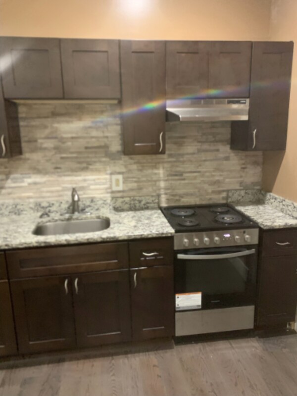 1731 W Diamond St in Philadelphia, PA - Building Photo - Building Photo