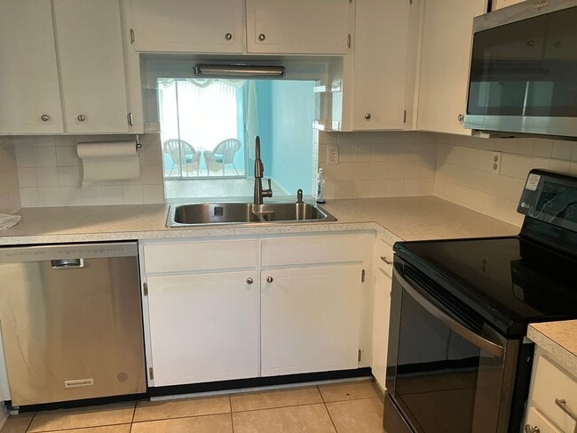 4221 Touchton Pl in New Port Richey, FL - Building Photo - Building Photo