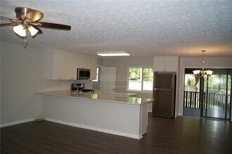 10195 Old Woodland Entry in Alpharetta, GA - Building Photo - Building Photo