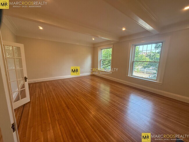 1755 Beacon St in Brookline, MA - Building Photo - Building Photo