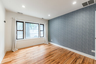 516 N Hermitage Ave in Chicago, IL - Building Photo - Building Photo