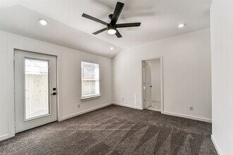5714 Beldart St in Houston, TX - Building Photo - Building Photo