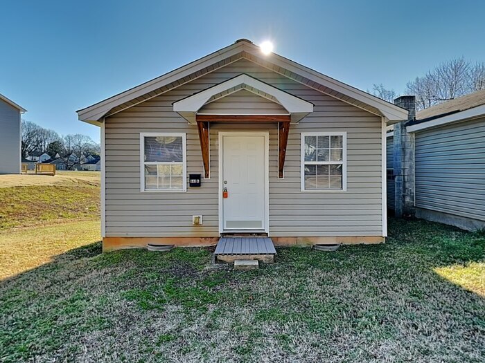 648 Smith St in Mooresville, NC - Building Photo