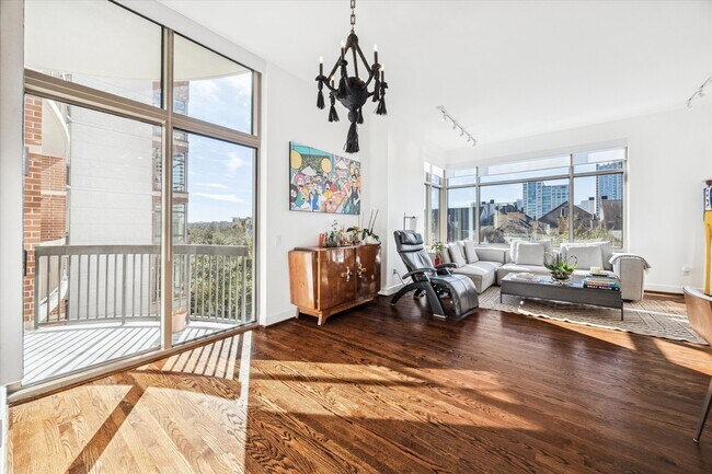 property at 2211 Briarglen Dr