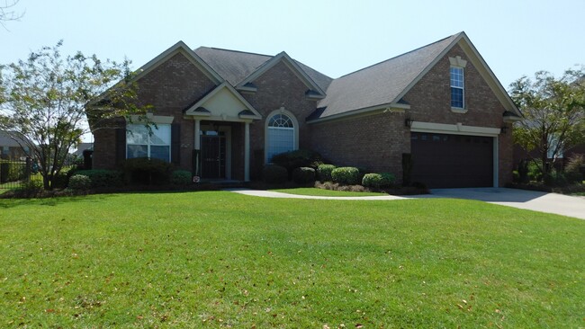 property at 4016 Lake Russell Dr