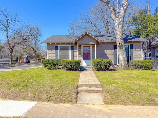 1418 Sycamore Ave in Corsicana, TX - Building Photo