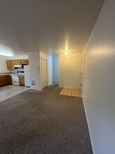 1679 Ono Ave in Eugene, OR - Building Photo - Building Photo