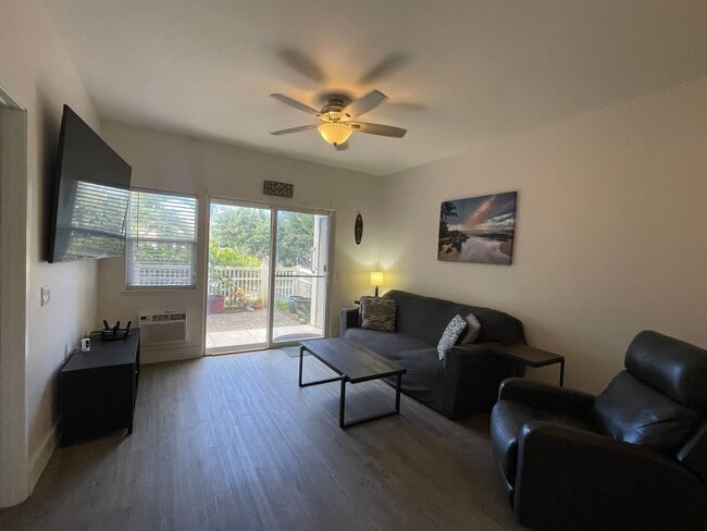 37 Polohina Ln in Lahaina, HI - Building Photo - Building Photo