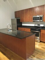 600 Columbia Rd in Boston, MA - Building Photo