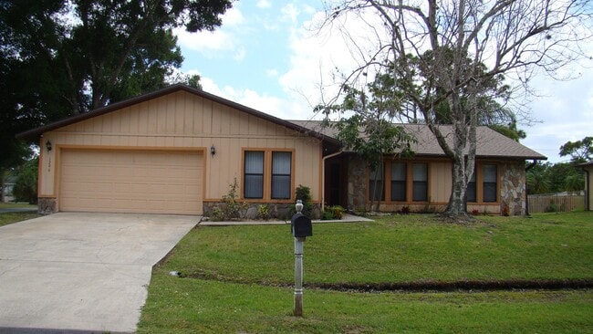 property at 1296 Sykes Rd SE