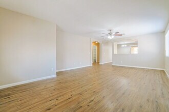 10528 E Calypso Ave in Mesa, AZ - Building Photo - Building Photo