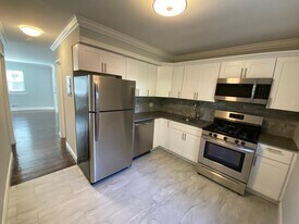 801 Mountain Ave, Unit A in Springfield Township, NJ - Building Photo