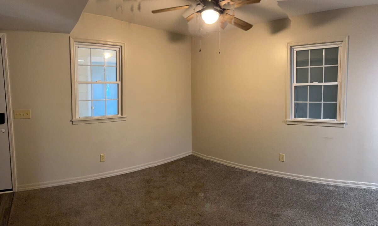 208 Washington St in Republic, OH - Building Photo