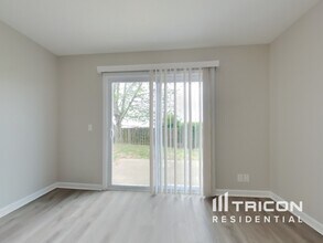 823 Bexhill Ct N in Nashville, TN - Building Photo - Building Photo