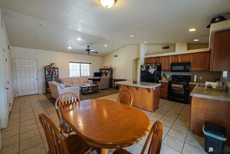 11626 E 28th Pl in Yuma, AZ - Building Photo - Building Photo