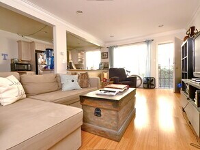 The Palms in Santa Monica, CA - Foto de edificio - Building Photo