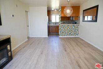 630 N Grand Ave in Los Angeles, CA - Building Photo - Building Photo