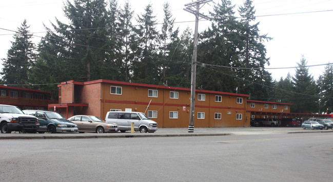 Woodside and Fir Acres Apartments in Lakewood, WA - Foto de edificio - Building Photo