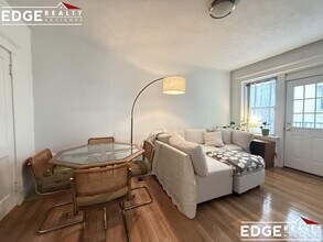 130 Brainerd Rd, Unit 3 in Boston, MA - Building Photo - Building Photo