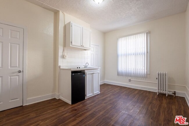 729 S Union Ave in Los Angeles, CA - Building Photo - Building Photo