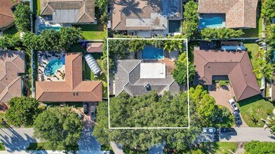 2740 NE 34th St in Fort Lauderdale, FL - Building Photo - Building Photo