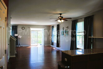 218 Cassidy Ln in Elgin, IL - Building Photo - Building Photo