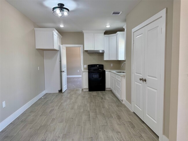 1816 Ryon St in Houston, TX - Building Photo - Building Photo