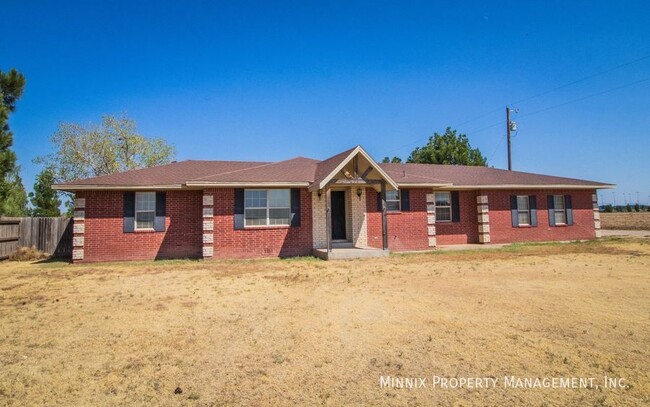 11907 Milwaukee Ave in Lubbock, TX - Building Photo - Building Photo