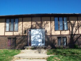 315 S Ridge Dr, Unit 315 S. Ridge #A in South Sioux City, NE - Building Photo