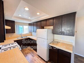 1006 Santa Fe Dr in Encinitas, CA - Building Photo - Building Photo