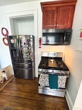 215 Alexander St in Newark, NJ - Building Photo - Building Photo