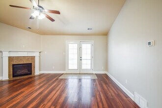 2851 S Hartland, Unit 3320 in Southaven, MS - Foto de edificio - Building Photo