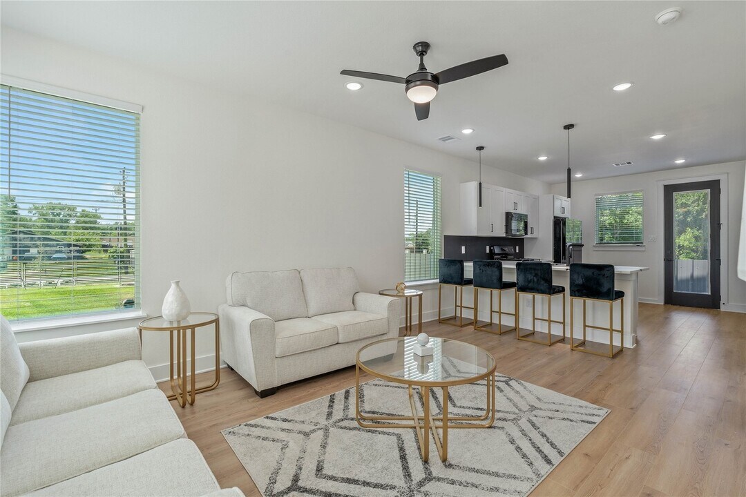 Villas at Mansfield in Houston, TX - Foto de edificio