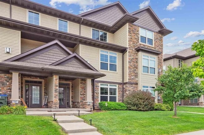 property at 751 Mission Point Rd