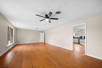 1522 N Ross Ave in Tyler, TX - Building Photo - Building Photo