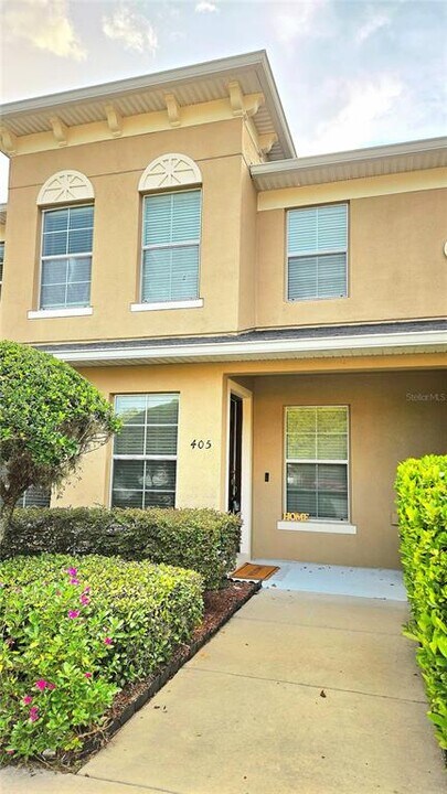 405 Carina Cir in Sanford, FL - Building Photo