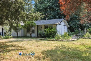 6626 Littlerock Rd SW in Tumwater, WA - Building Photo
