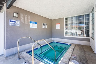 Summer Creek Apartments in Escondido, CA - Building Photo - Building Photo